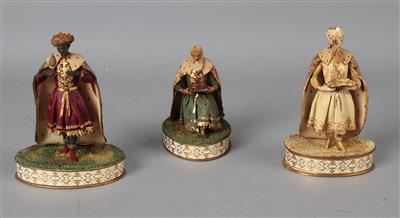 Drei Demel Geschenkkartons mit Tragantfiguren, Heilige Drei Könige, - Volkskunst, Fayencen und Skulpturen
