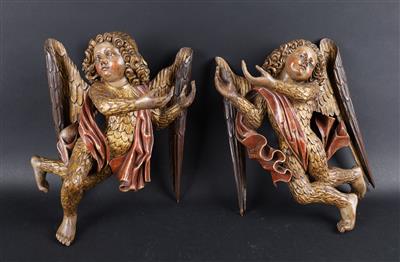 Zwei fliegende Engel mit Federkleid, - Volkskunst, Skulpturen und Fayencen