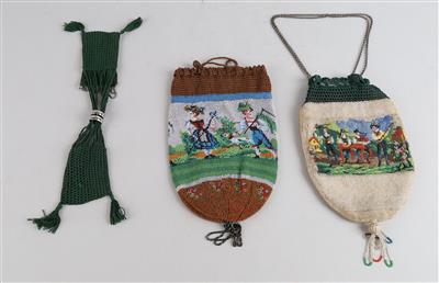 Zwei Tabaksbeutel und Geldkatze, - Folk Art, Sculptures and Faience