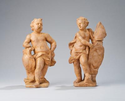 Paar Putti, Kopien nach Bozetti von Giovanni Giuliani, - Volkskunst, Skulpturen & Fayencen