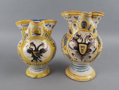 2 Schnabelkrüge mit Doppeladler, Pesaro 18./19. Jh., - Antiquariato