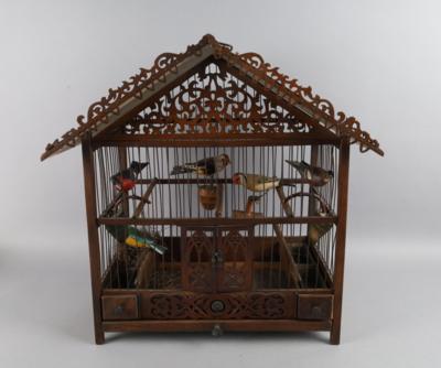Vogelkäfig mit 5 Viechtauer Holzvögeln, - Volkskunst, Skulpturen und Fayencen