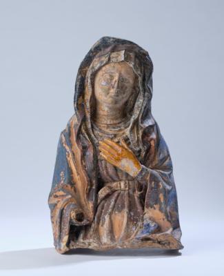Fragment einer spätgotischen Hl. Maria, süddeutsch(?) um 1500, - Antiques, folk art, sculptures & faience