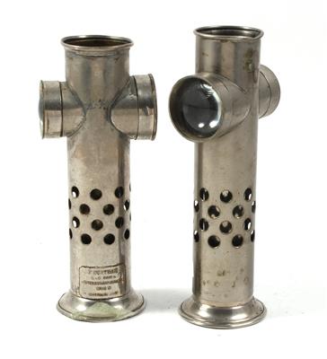Two c. 1890 Smith ophthalmologic Hand Lamps - Historické vědecké přístroje a globusy