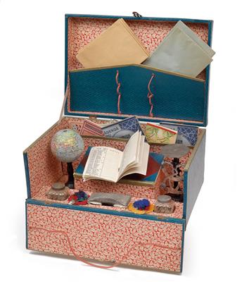 A c. 1935 writing Cabinet with Terrestrial Globe - Antique Scientific Instruments and Globes, Cameras
