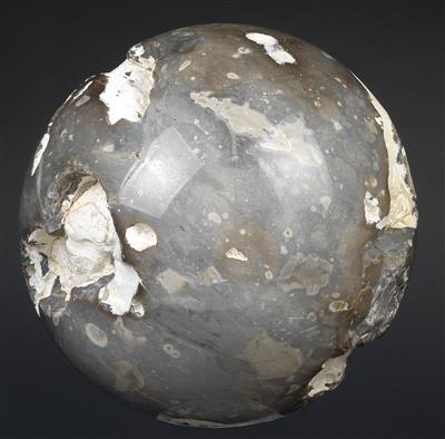 A large sphere of flint - Strumenti scientifici e globi d'epoca, macchine fotografiche