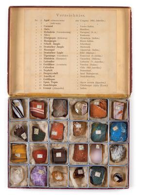A c. 1880 Mineral collection - Strumenti scientifici e globi d'epoca, macchine fotografiche