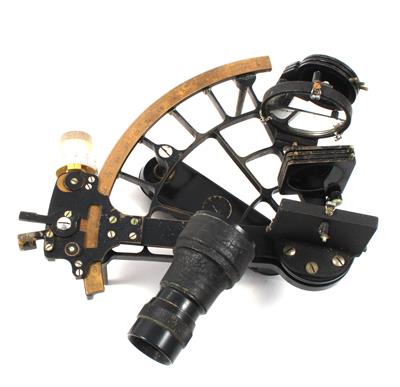 A c. Plath Hamburg Sextant - Antique Scientific Instruments and Globes, Cameras