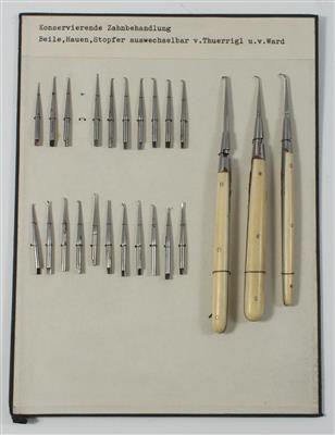 Three 19th century dental instruments - Historické vědecké přístroje a globusy, fotoaparáty