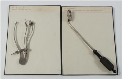Two 19th century dental tongue holders - Antique Scientific Instruments and Globes, Cameras