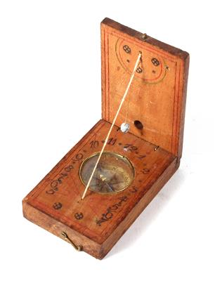A wood diptych Sundial - Historische wissenschaftliche Instrumente und Globen - Klassische Fotoapparate und Zubehör