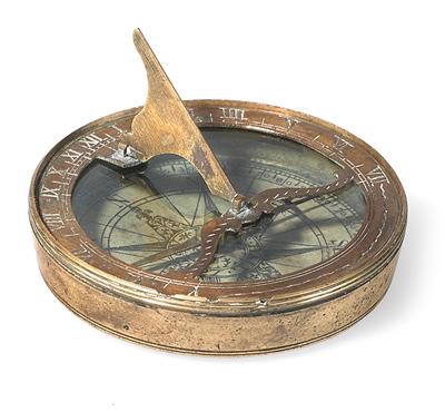 Englische Büchsensonnenuhr - Historische wissenschaftliche Instrumente, Globen und Fotoapparate