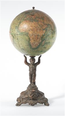 A c. 1900 terrestrial miniature Globe - Strumenti scientifici, globi d'epoca e macchine fotografiche