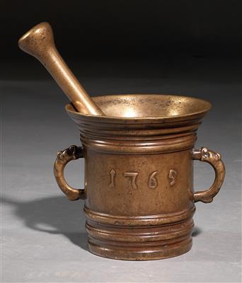 Großer Mörser aus Bronze - Historische wissenschaftliche Instrumente, Globen und Fotoapparate