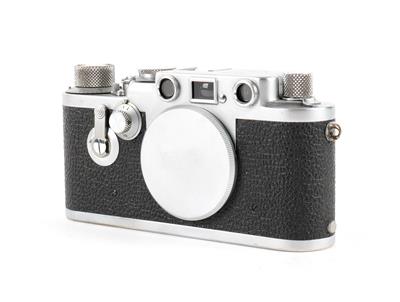 LEICA IIIf - Historické vědecké přístroje, globusy a fotoaparáty