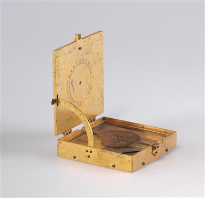 A 17th century Sundial - Historické vědecké přístroje, globusy a fotoaparáty