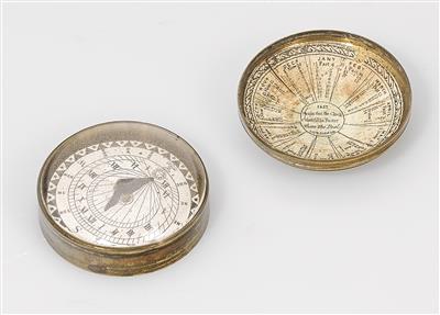 Englische Büchsensonnenuhr - Antique Scientific Instruments, Globes and Cameras