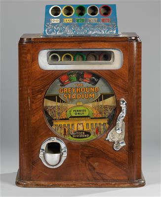 Geldspielautomat THE GREYHOUND STADIUM - Hodiny, technologie a kuriozity