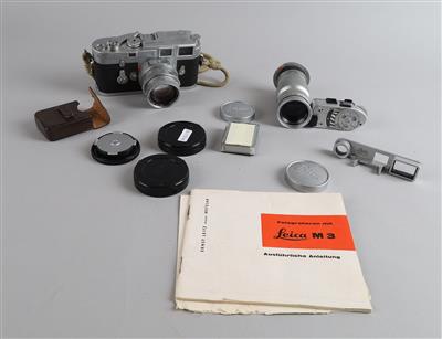 LEICA M3 mit 2 Objektiven - Uhren, Technik, Kuriositäten & eine Sammlung historischer Brillen