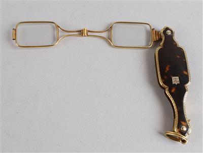 Umhänge Lorgnette Gold/Schildpatt - Uhren, Technik, Kuriositäten & eine Sammlung historischer Brillen