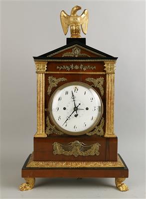 Biedermeier Kommodenuhr, - Clocks, Science & Curiosities