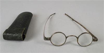 Brille aus Silber - Uhren, Technik, Kuriositäten & Photographica