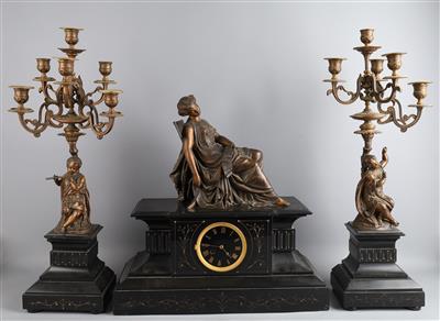 Große Historismus Kamingarnitur "Penelope", - Clocks, Science, Curiosities & Photographica