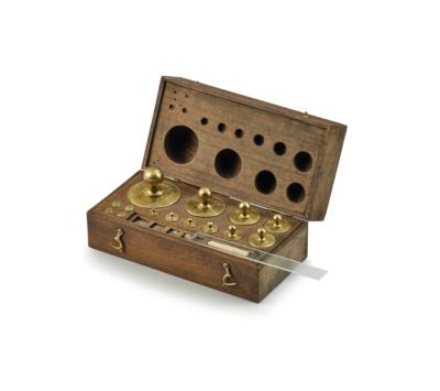 Authority coin pound box, 1858 - The Dr. Eiselmayr scales & weights collection