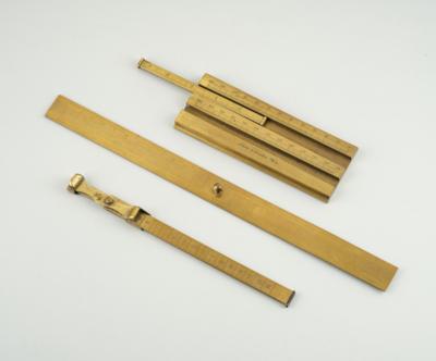 Four yardsticks, 18th-19th century. - La collezione di bilance e pesi del Dr. Eiselmayr