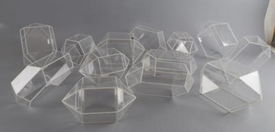 13 Kristallmodelle aus Plexiglas - Uhren, Technik, Kuriositäten & Photographica