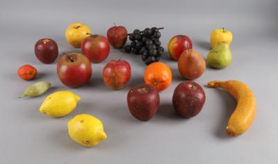 19 Fruchtmodelle - Clocks, Science, Curiosities