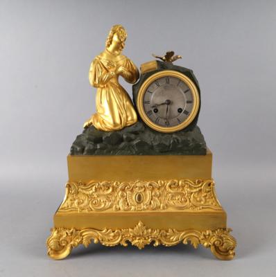 Französische Bronze Kaminuhr, "Das Gebet", - Uhren, Technik, Kuriositäten & Photographica