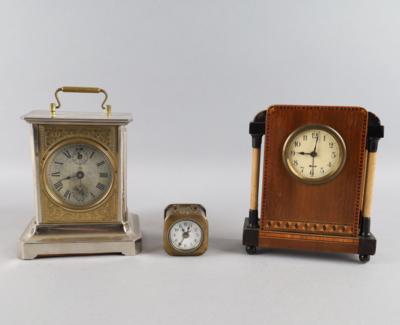 Konvolut: 3 Tischwecker um 1900, - Uhren, Technik, Kuriositäten & Photographica