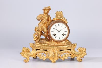 Kleine Historismus Kaminuhr "Der Kavalier", - Clocks, Science, Curiosities