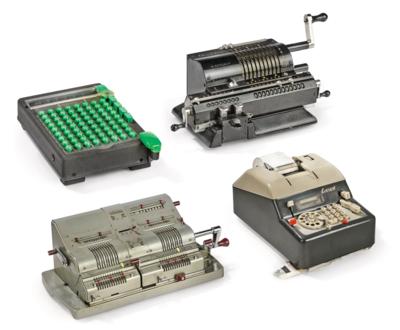 4 Rechenmaschinen: - Macchine da scrivere e calcolatrici meccaniche