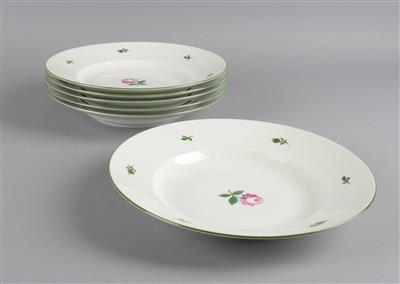 6 Suppenteller, - Decorative Porcelain and Silverware