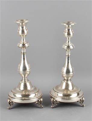 2 Kerzenleuchter, - Decorative Porcelain and Silverware