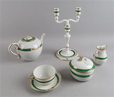 Herend Teeservice: - Decorative Porcelain and Silverware