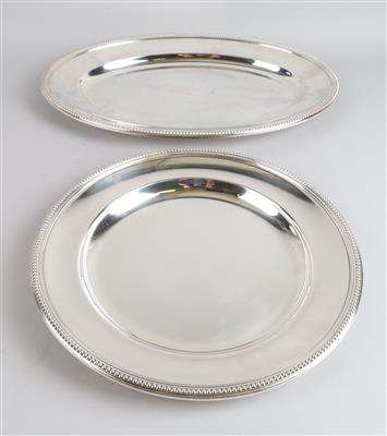 Christofle - ovale und runde Servierplatte, Modell Perles, - Starožitnosti
