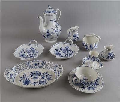 Zwiebelmuster-Teeservice, Meißen, - Decorative Porcelain and Silverware