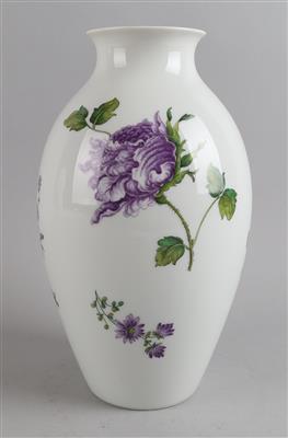 Augarten Vase, - Decorative Porcelain and Silverware