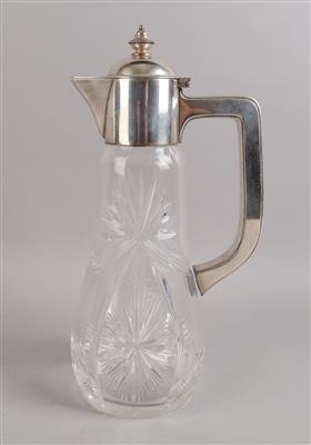 Glaskrug mit versilberter Metallmontierung, - Antiquariato