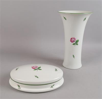 Vase, Deckeldose, Wiener Porzellanmanufaktur Augarten, - Decorative Porcelain and Silverware