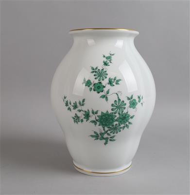 Vase, Wiener Porzellanmanufaktur Augarten, - Decorative Porcelain and Silverware