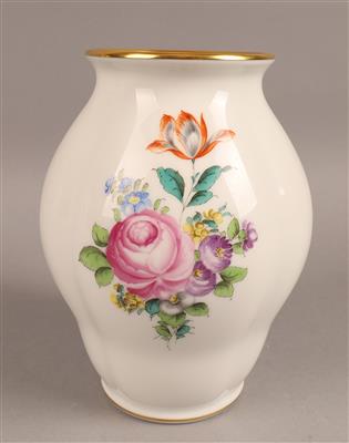 Augarten Vase, - Decorative Porcelain & Silverware