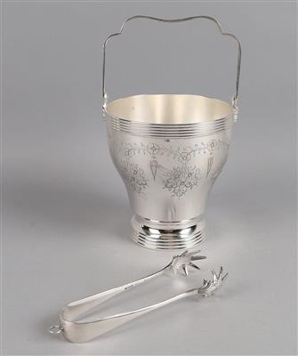Englischer Eiswürfelbehälter und Zange, - Decorative Porcelain & Silverware