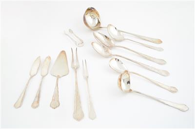 WMF - umfangreiches Besteck für 12 Personen, - Decorative Porcelain & Silverware