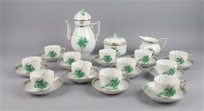 Moccaservice, Herend Apponyi Vert, um 1960, - Decorative Porcelain and Silverware