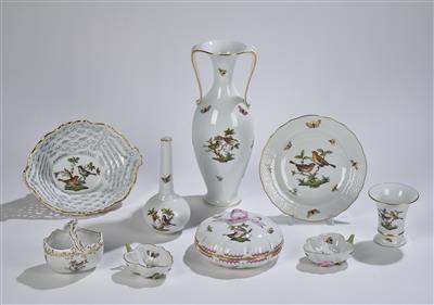 Verschiedene Porzellanteile, Herend, Dekor Rothschild um 1960, - Decorative Porcelain and Silverware
