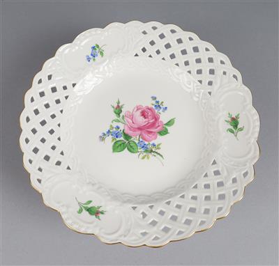 Meissen Tafelaufsatz, - Porcellana decorativa e argenteria